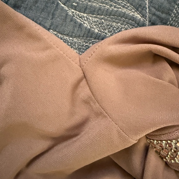 Venus top - Picture 7 of 7